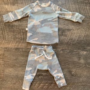 Childhood Clothing outfit 0-3 mo